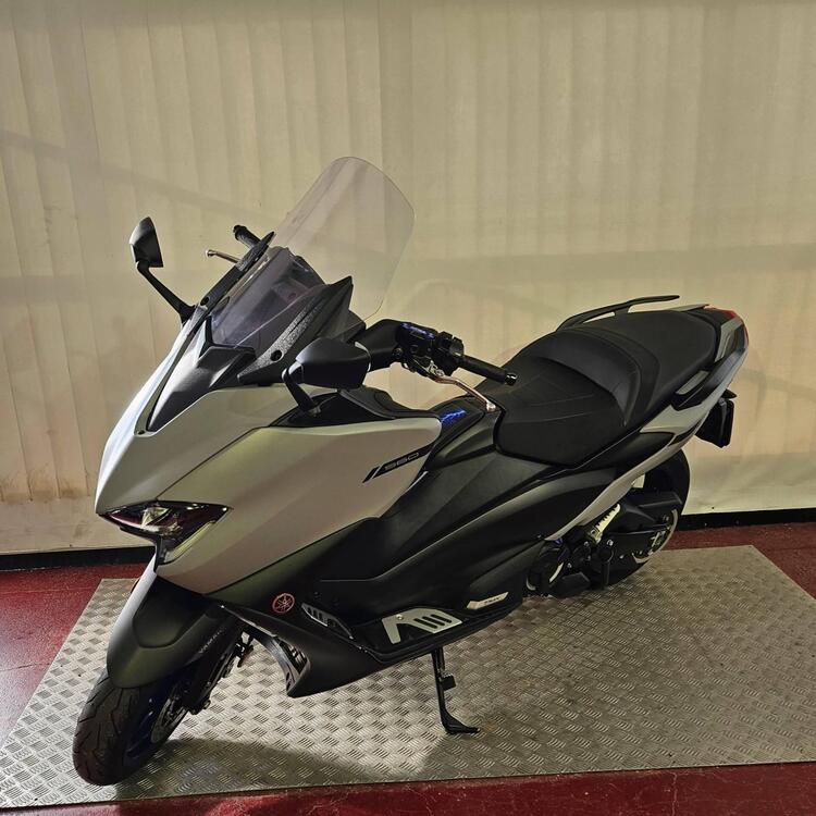 Yamaha T-Max 560 (2022 - 24) (2)