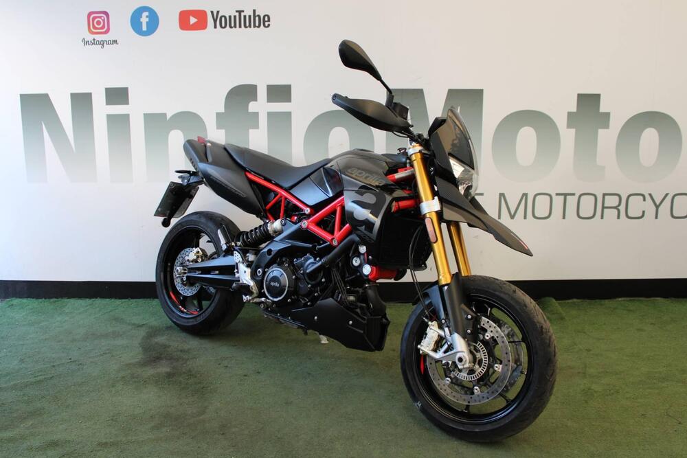 Aprilia Dorsoduro 900 (2017 - 20) (2)