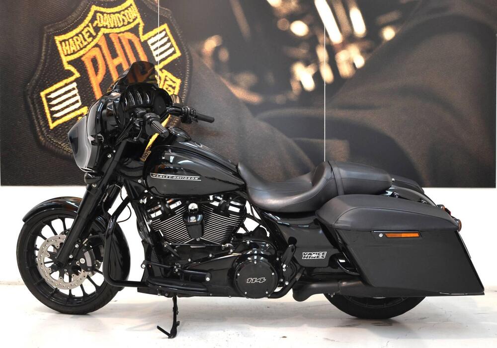 Harley-Davidson 114 Street Glide Special (2019 - 20) - FLHXS (4)