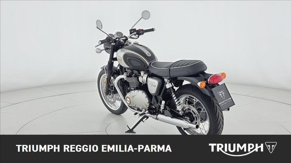 Triumph Bonneville T120 Icon Edition (2025) (3)