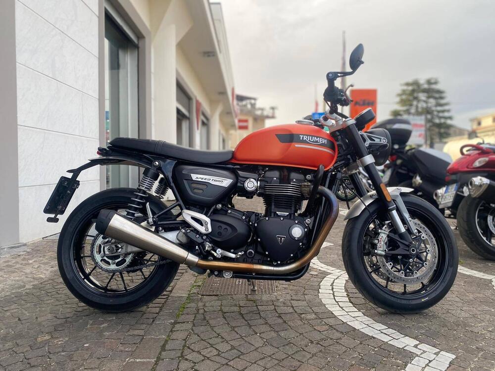 Triumph Speed Twin 1200 (2021 - 24)