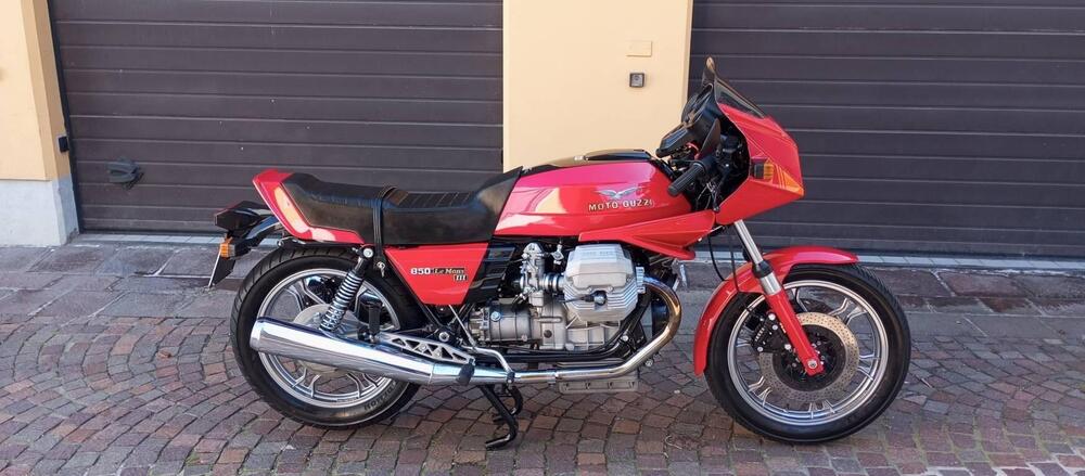 Moto Guzzi 850 LE MANS 3