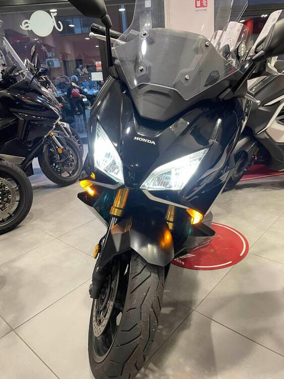 Honda Forza 750 DCT (2021 - 24) (3)