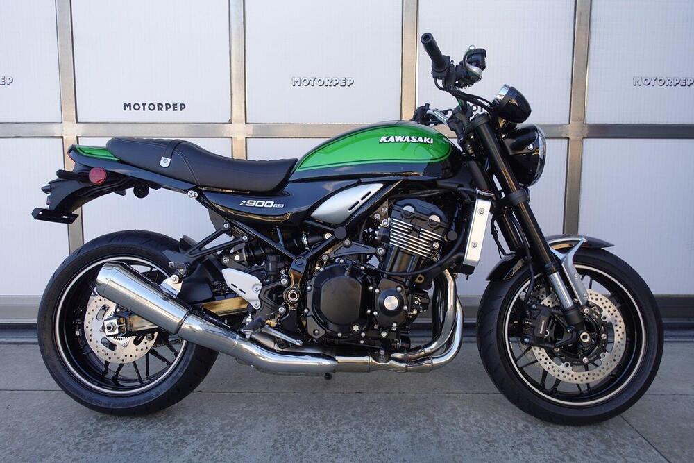 Kawasaki Z 900 RS (2022 - 25) (4)