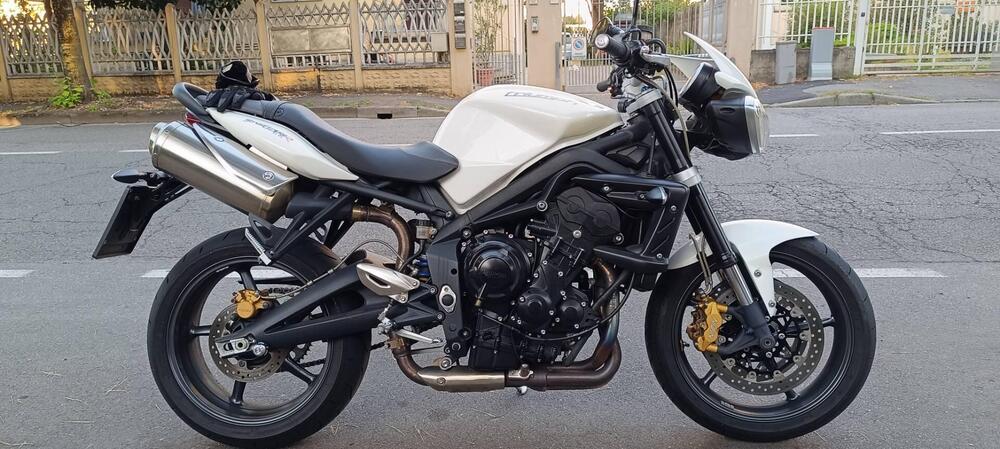 Triumph Street Triple R (2009 - 12) (2)