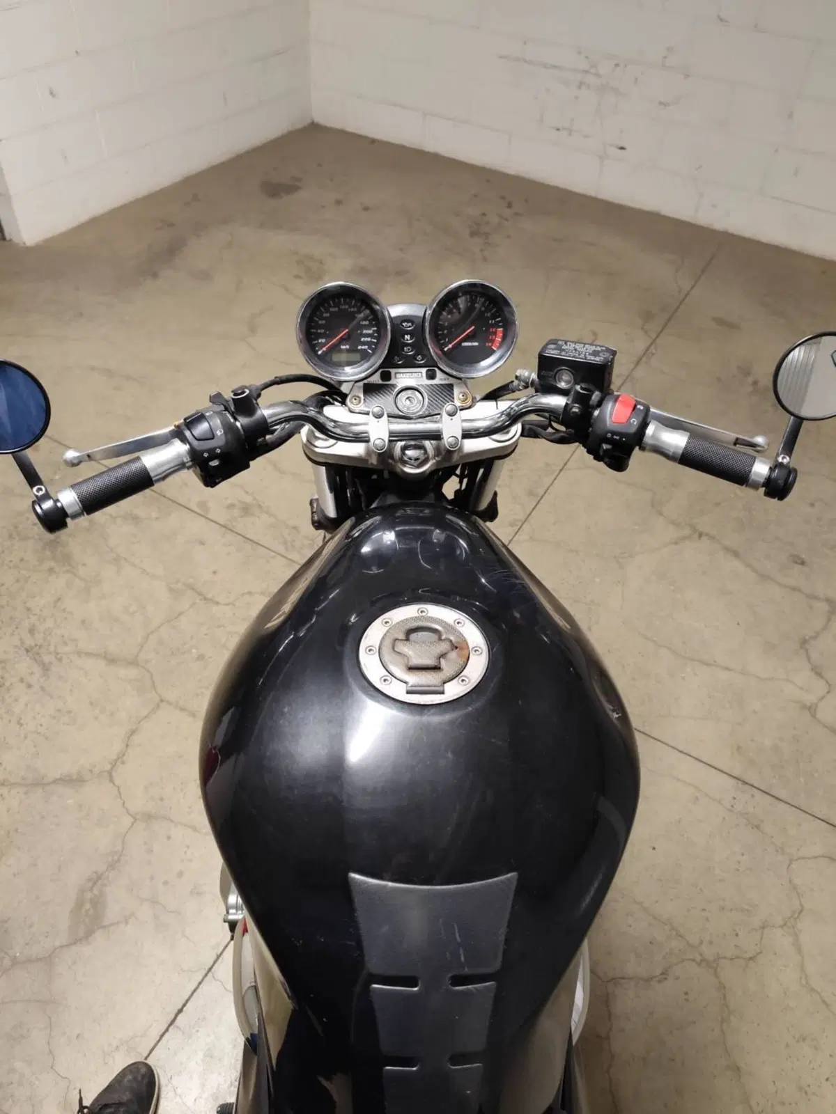 Suzuki GSF 600 Bandit (2000 - 05) (13)