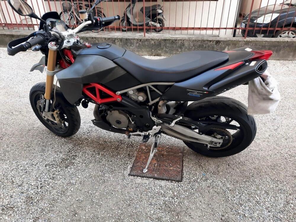 Aprilia Dorsoduro 750 Factory ABS (2010 - 13) (2)