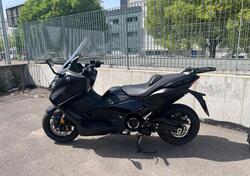 Yamaha T-Max 560 Tech Max (2022 - 24) usata