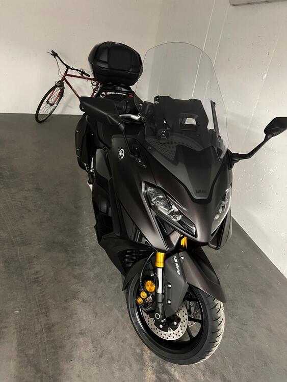 Yamaha T-Max 560 Tech Max (2022 - 24) (2)