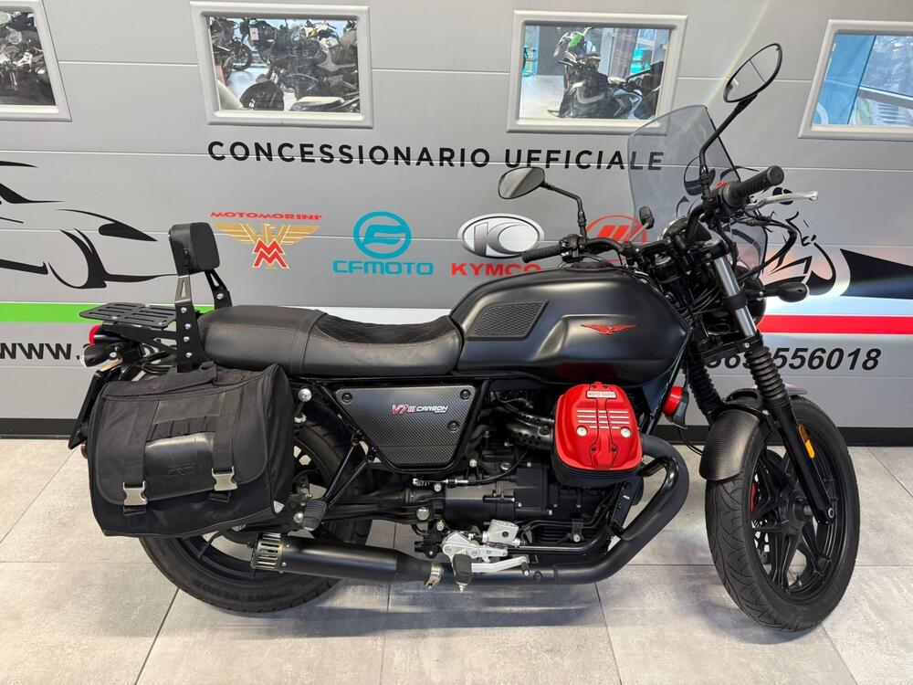 Moto Guzzi V7 III Carbon (2018 - 20)