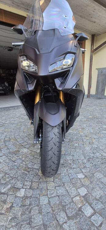 Yamaha T-Max 560 Tech Max (2022 - 24) (2)