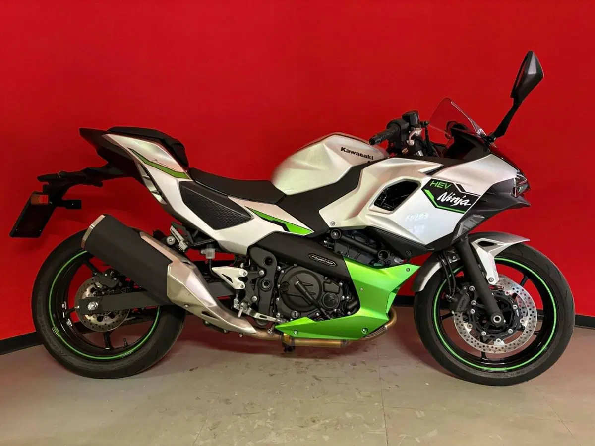 Kawasaki Ninja 7 Hybrid (2024 - 26)