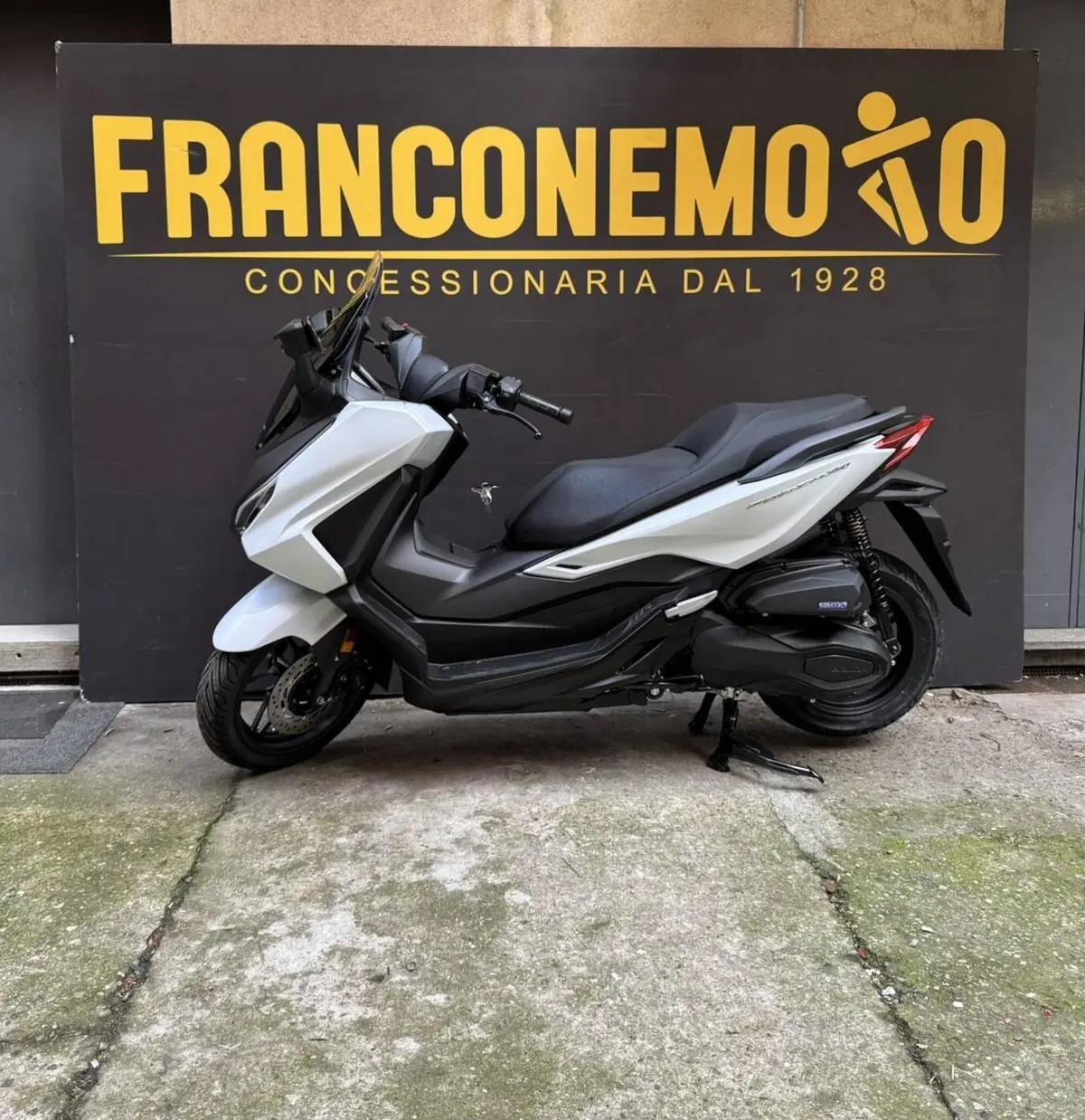 Honda Forza 350 (2025 - 26) (2)