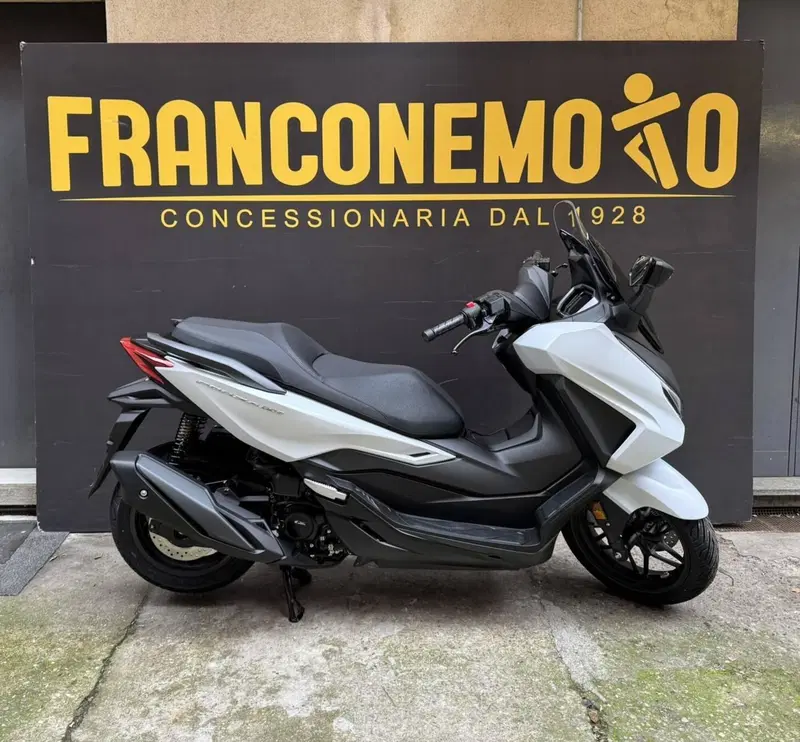 Honda Forza 350 (2025 - 26) (5)