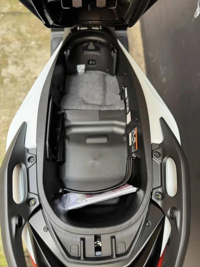 Honda Forza 350 (2025 - 26) (8)