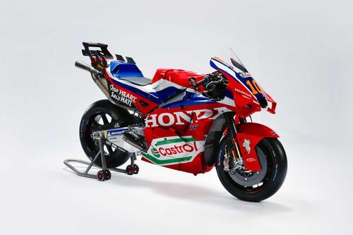 MotoGP 2025. Presentazione del team Honda HRC, nuove livree senza Repsol (nuovo sponsor!) - LIVE [VIDEO e GALLERY] (3)