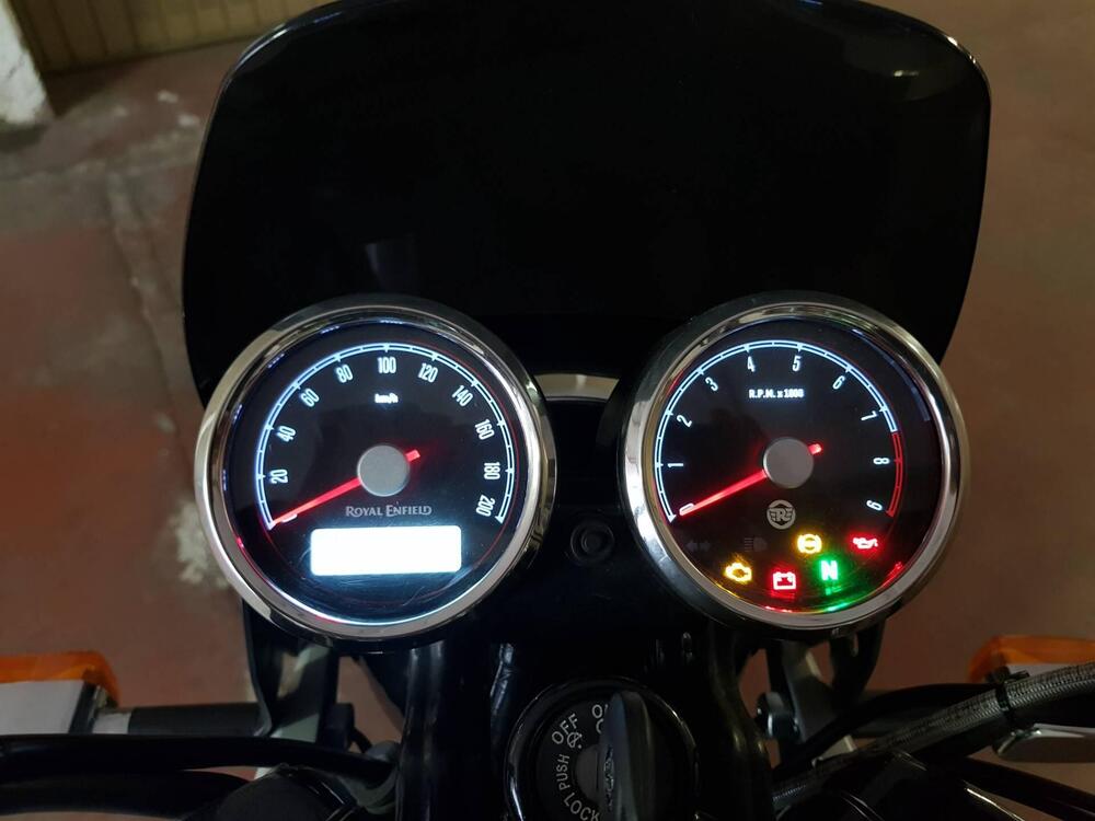 Royal Enfield Interceptor 650 (2021 - 25) (5)