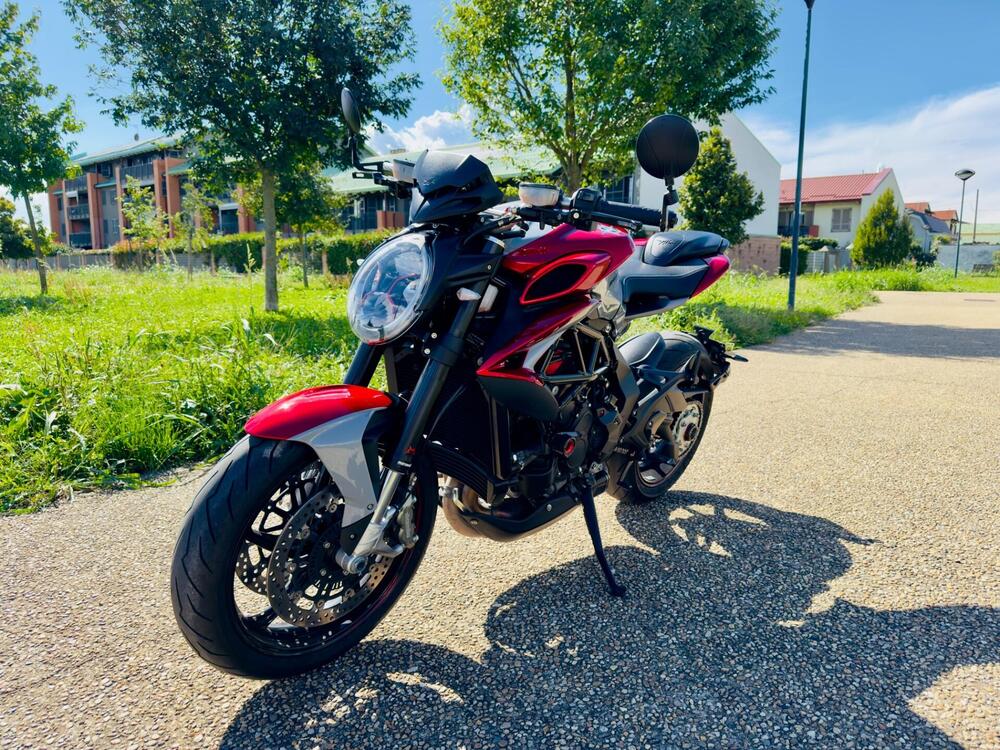 MV Agusta Brutale 800 RR SCS (2021 - 22) (2)