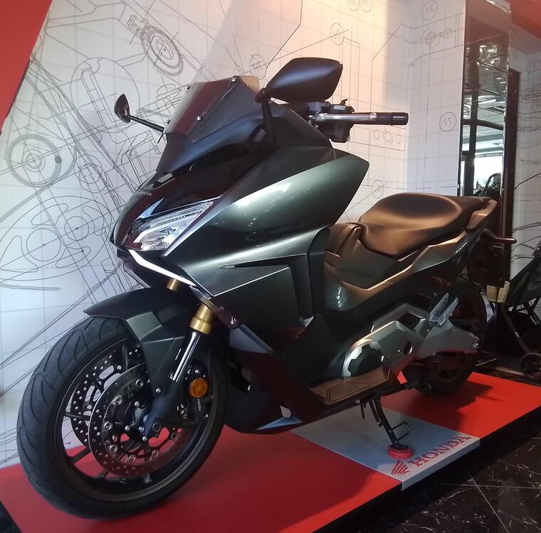 Honda Forza 750 DCT (2021 - 24) (2)