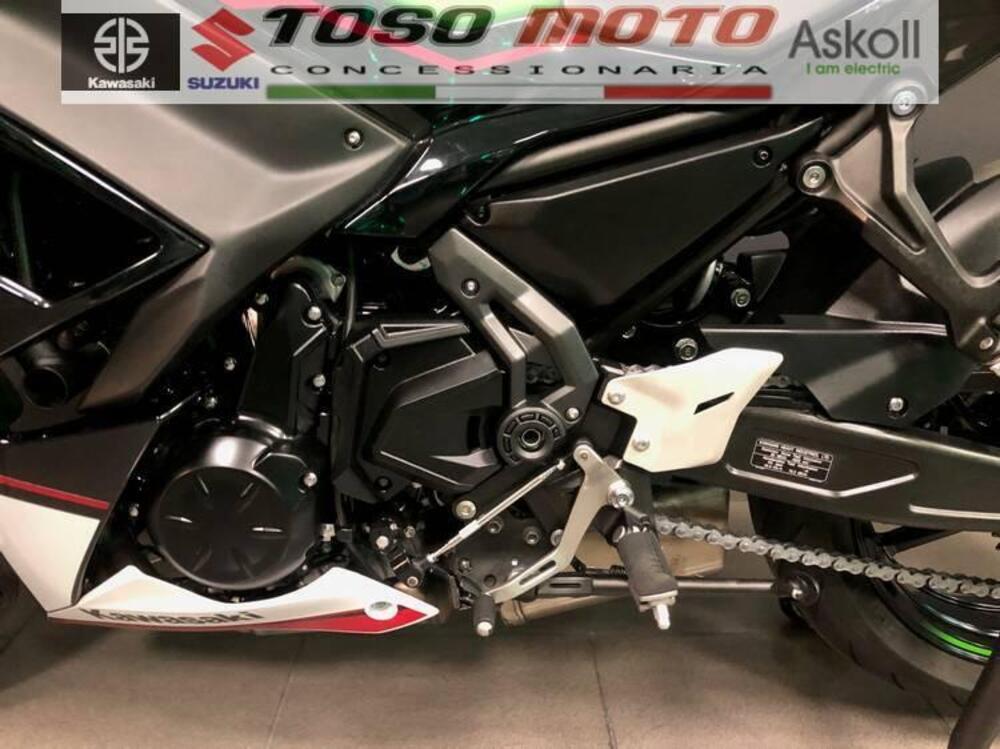 Kawasaki Ninja 650 KRT (2020) (4)