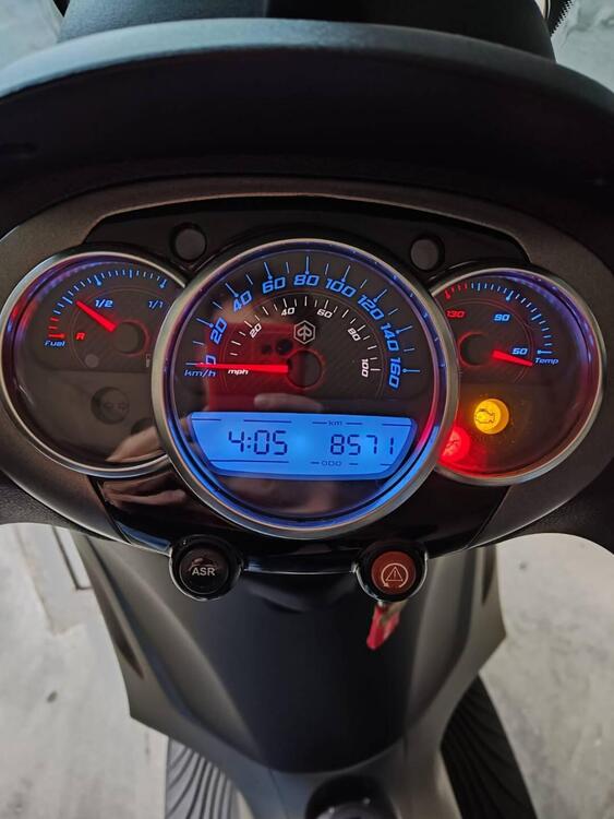 Piaggio Beverly 350 S ABS (2019 - 20) (4)