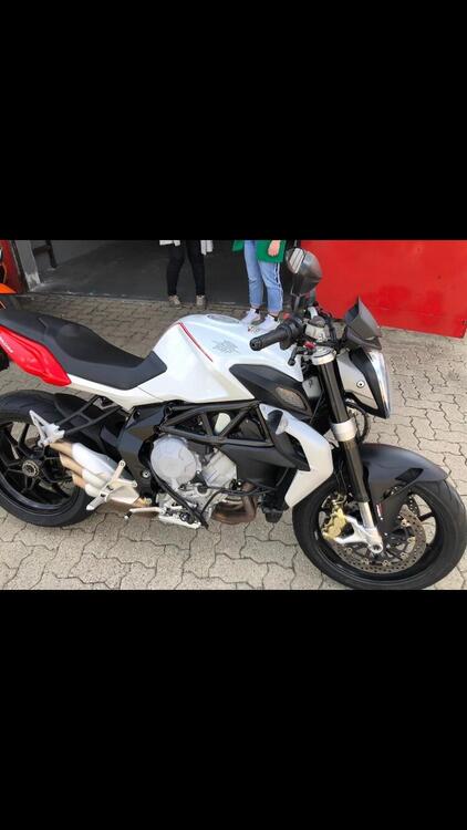 MV Agusta Brutale 800 (2012 - 15) (3)