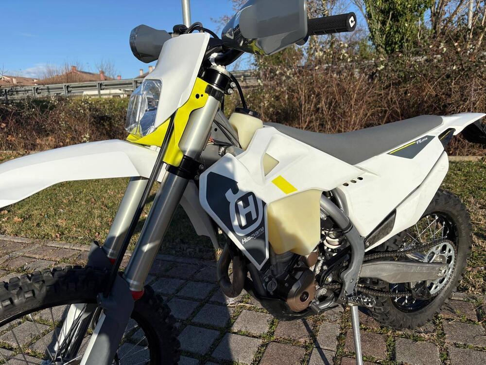 Husqvarna FE 250 (2022) (4)