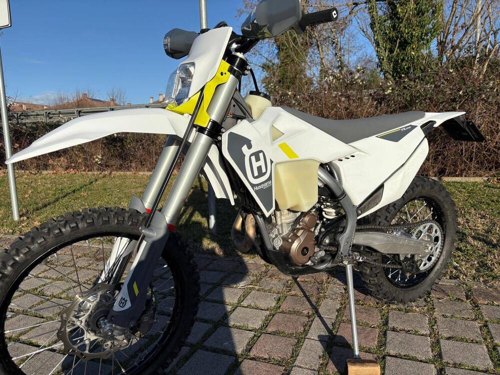 Husqvarna FE 250 (2022) (5)