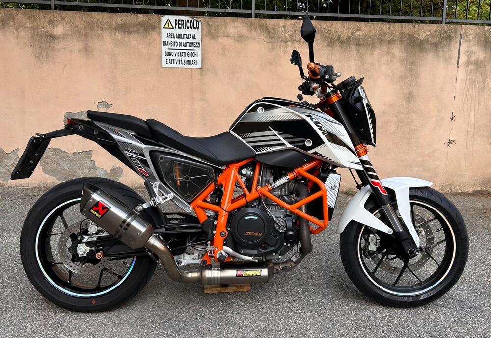 KTM 690 Duke R (2010 - 15)