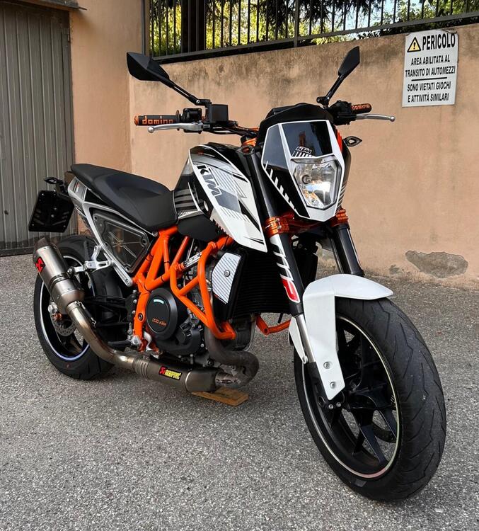 KTM 690 Duke R (2010 - 15) (3)