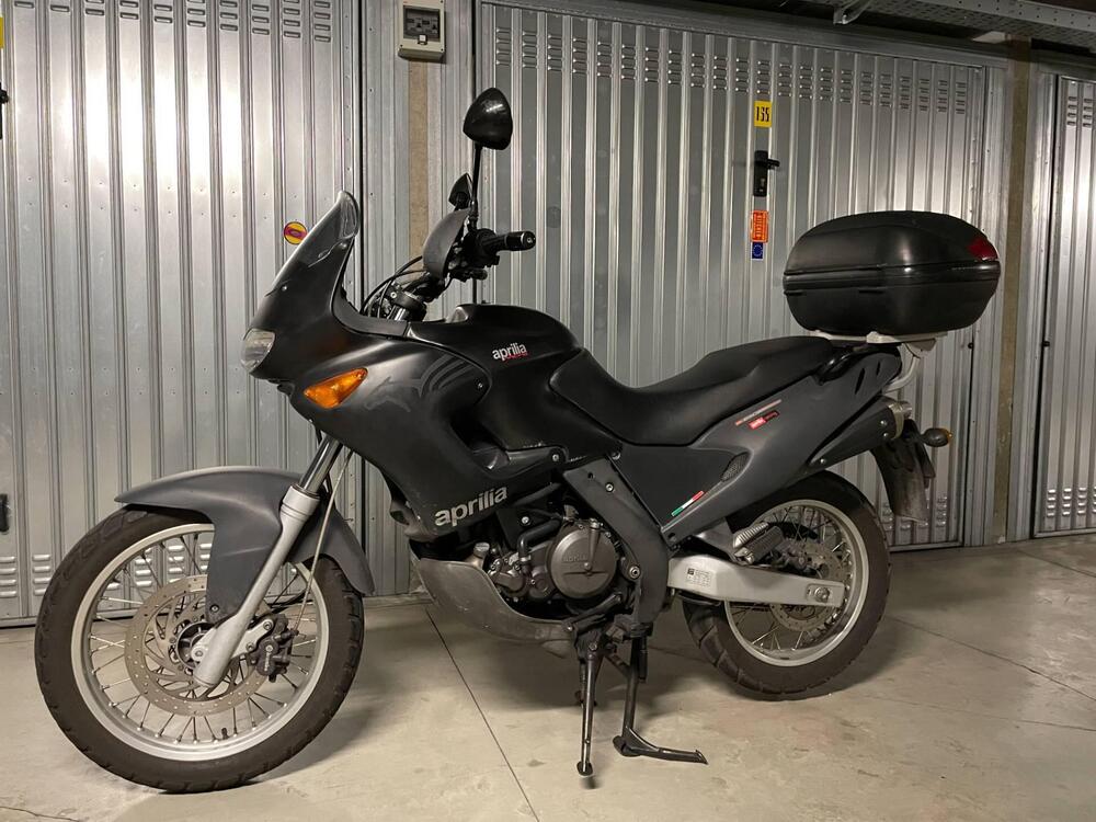 Aprilia Pegaso 650 IE (2003 - 04)