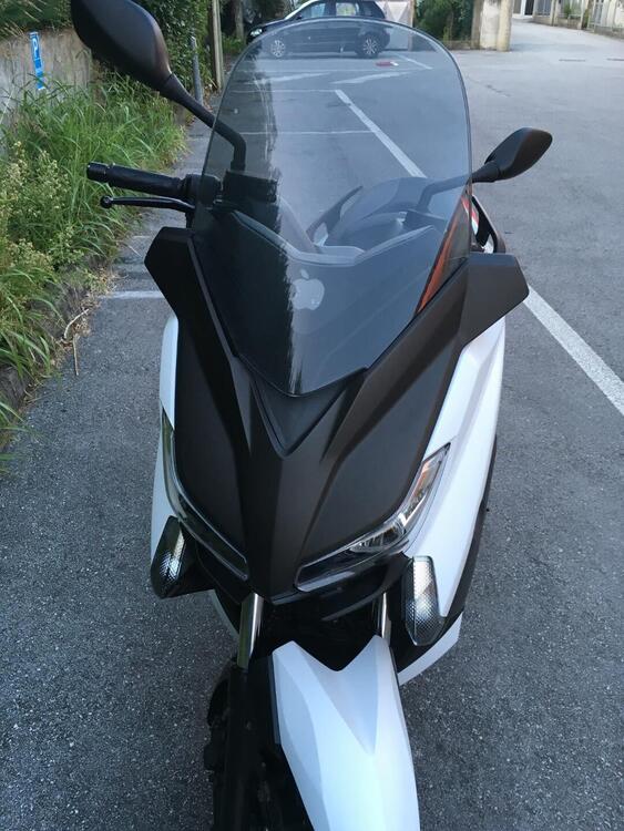 Yamaha X-Max 400 (2013 - 16) (2)