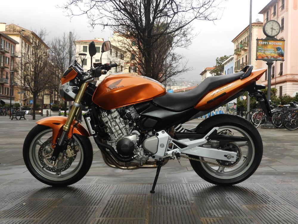 Honda Hornet 600 (2005 - 06) (4)