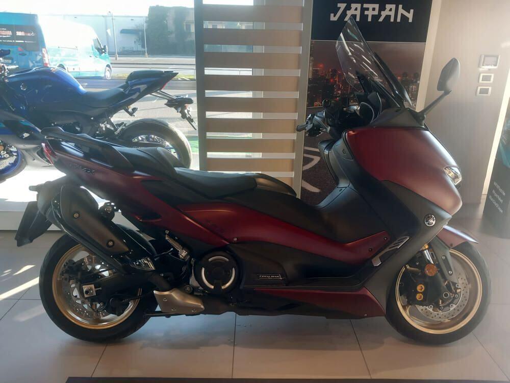 Yamaha T-Max 560 Tech Max (2021)