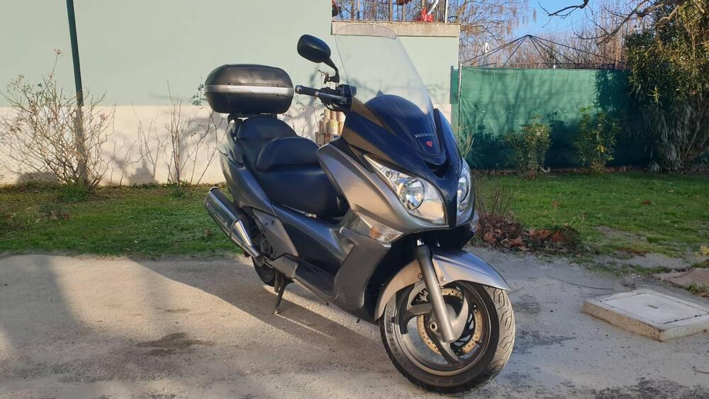 Honda Silver Wing 600 (2005 - 09) (3)