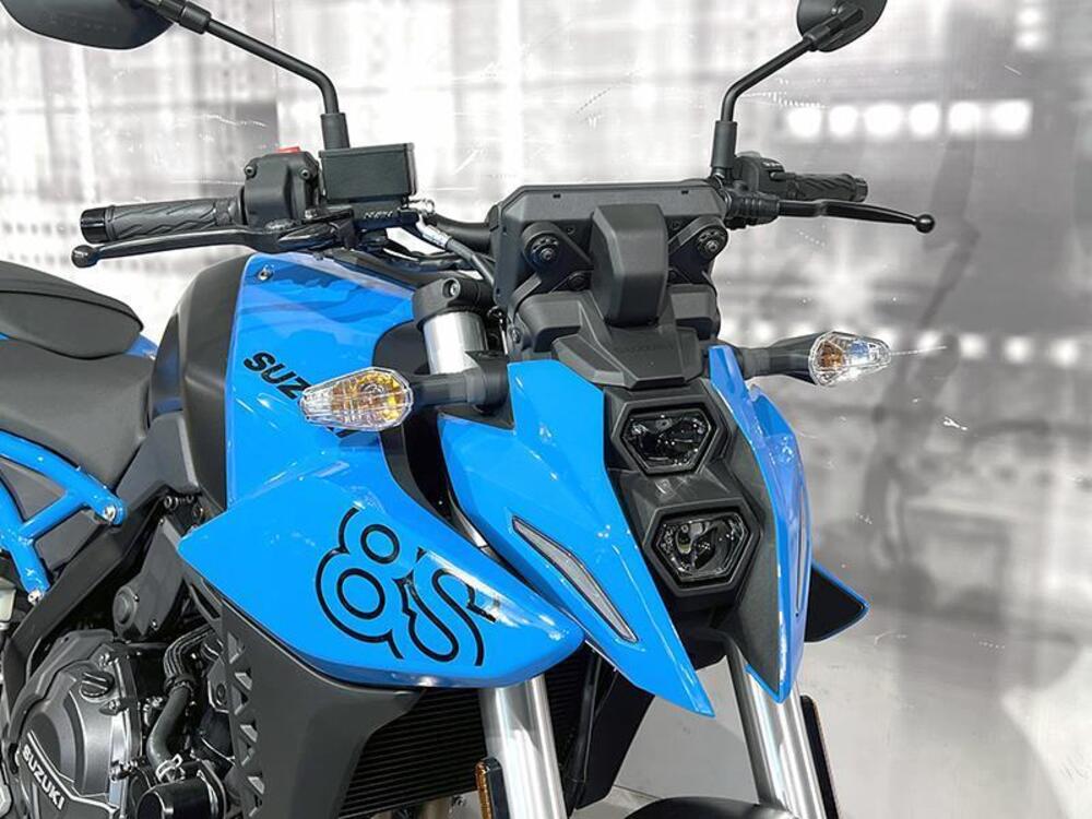 Suzuki GSX-8S (2023 - 25) (3)