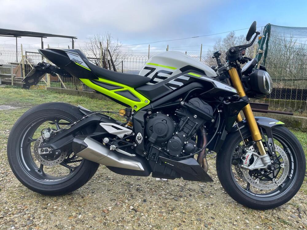 Triumph Street Triple 765 Moto2 Edition (2023 - 24)