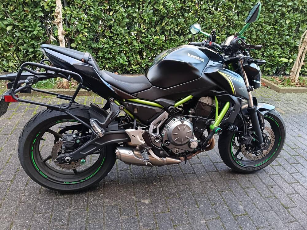 Kawasaki Z 650 (2017 - 19) (2)