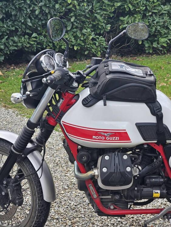 Moto Guzzi V7 II Stornello (2017 - 18) (4)