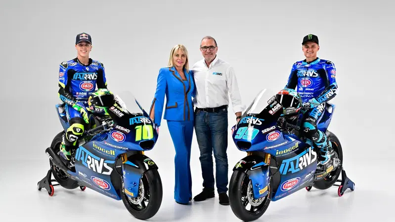 MotoGP 2025. Italtrans all'assalto della Moto2 con i giovani Diogo Moreira e Adrian Huertas 