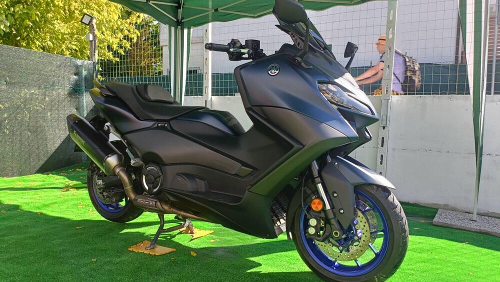 Yamaha T-Max 560 (2022 - 24) (5)