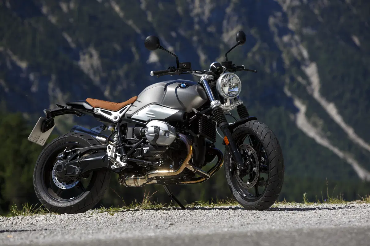 BMW R nineT Scrambler: primo test (6)