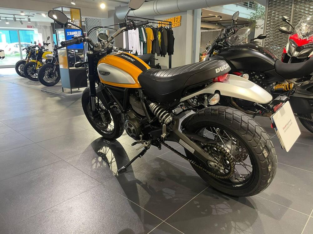 Ducati Scrambler 800 Classic (2015 - 16) (2)