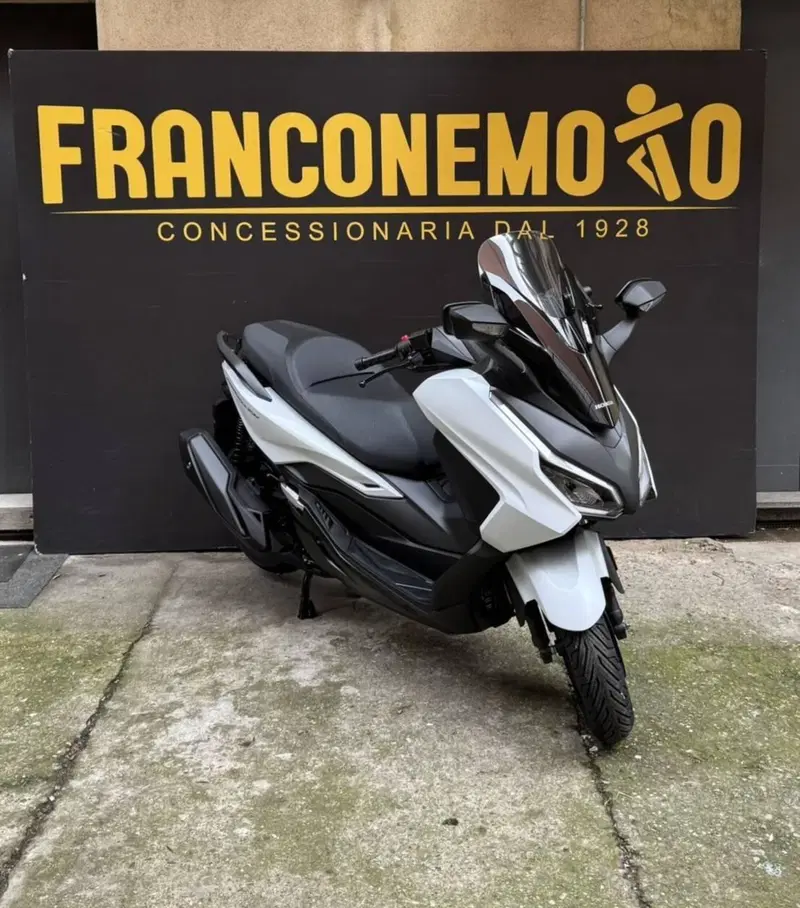Honda Forza 350 (2025 - 26)