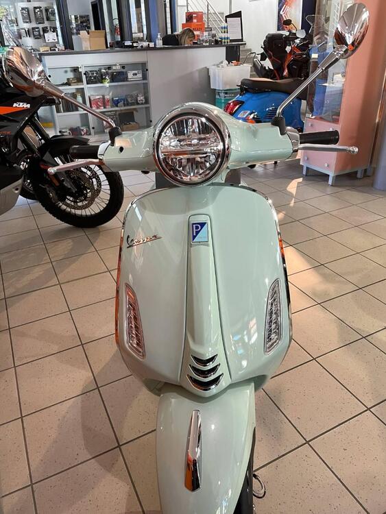 Vespa Primavera 125 (2024 - 25) (2)