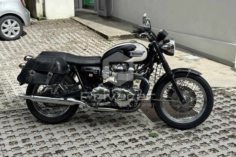 Triumph Bonneville T100 (2008 - 16) (3)