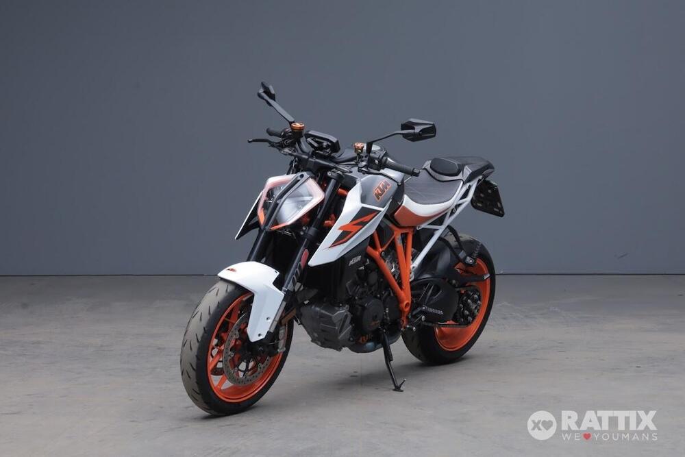 KTM 1290 Super Duke R (2019) (2)