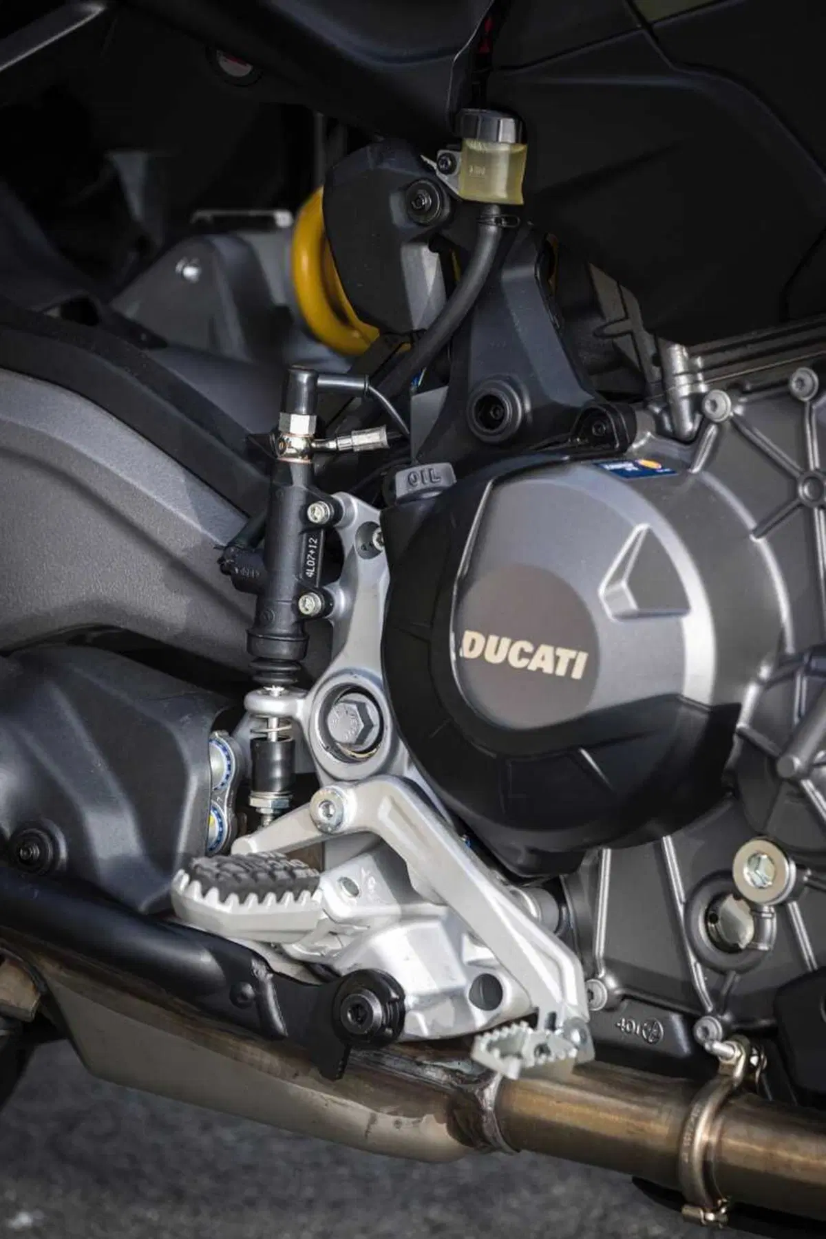 La Multistrada più leggera e facile di sempre? Abbiamo guidato la nuova Ducati V2 [VIDEO] (32)