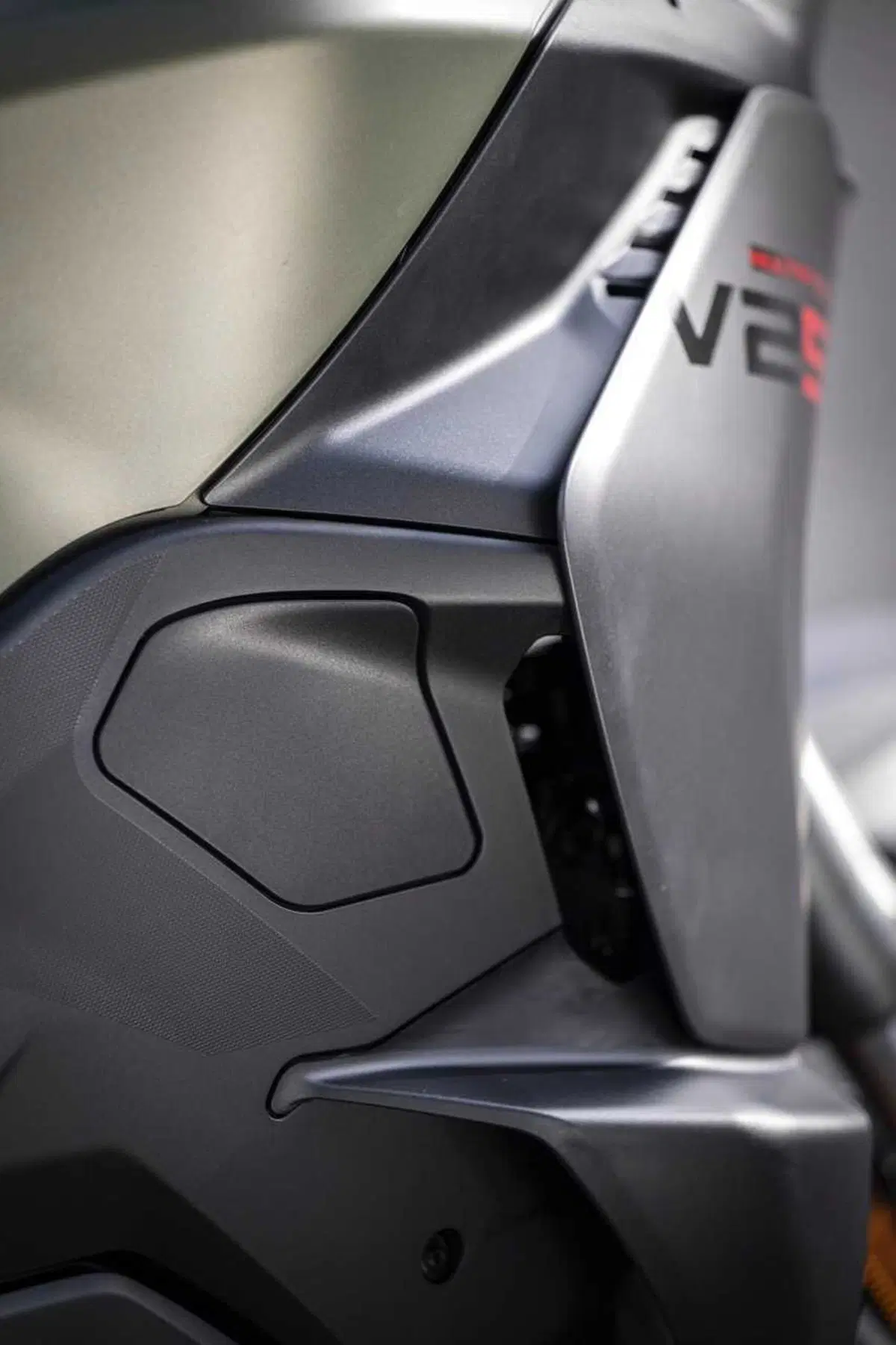 La Multistrada più leggera e facile di sempre? Abbiamo guidato la nuova Ducati V2 [VIDEO] (34)
