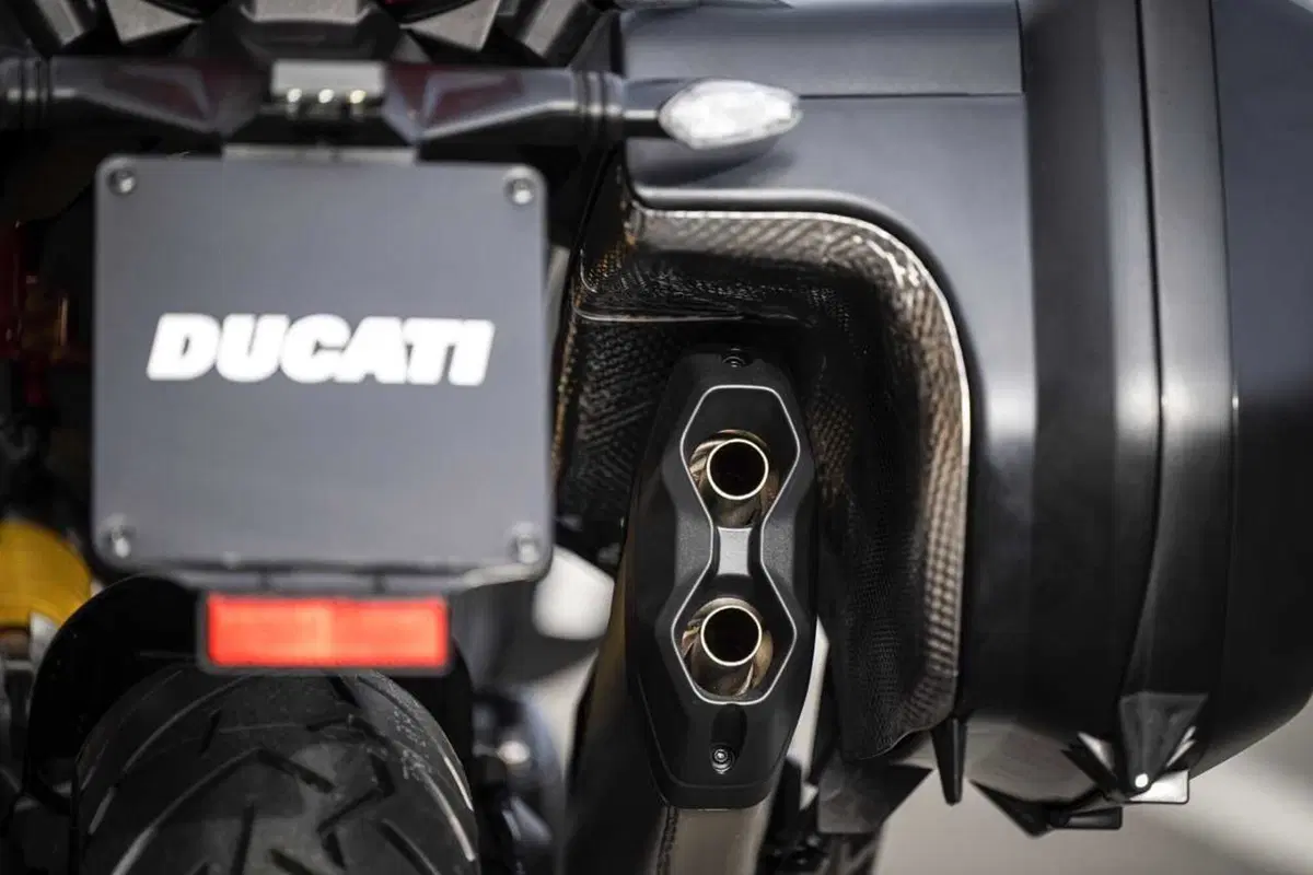 La Multistrada più leggera e facile di sempre? Abbiamo guidato la nuova Ducati V2 [VIDEO] (38)